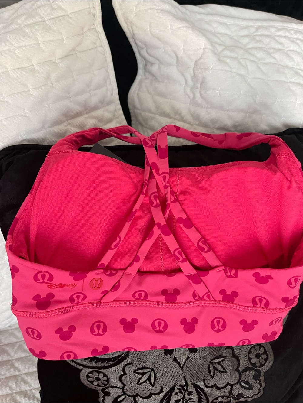 Lululemon x Disney Pink Athletic Set - Sports Bra & Leggings set size 6 - Picture 10 of 12